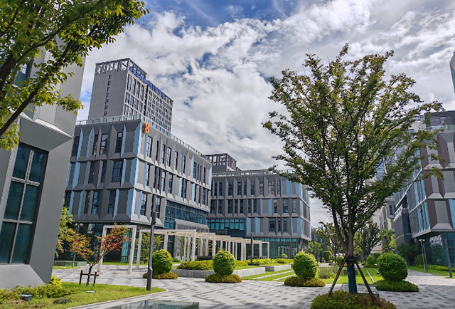 聊城工业地产投资新蓝海——新能源产业园区崛起